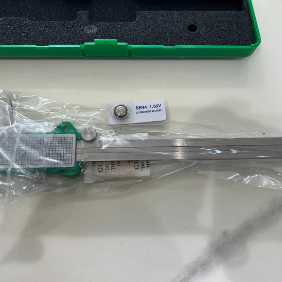 RCBS 6" Electronic Digital Caliper - Picture 4 of 5
